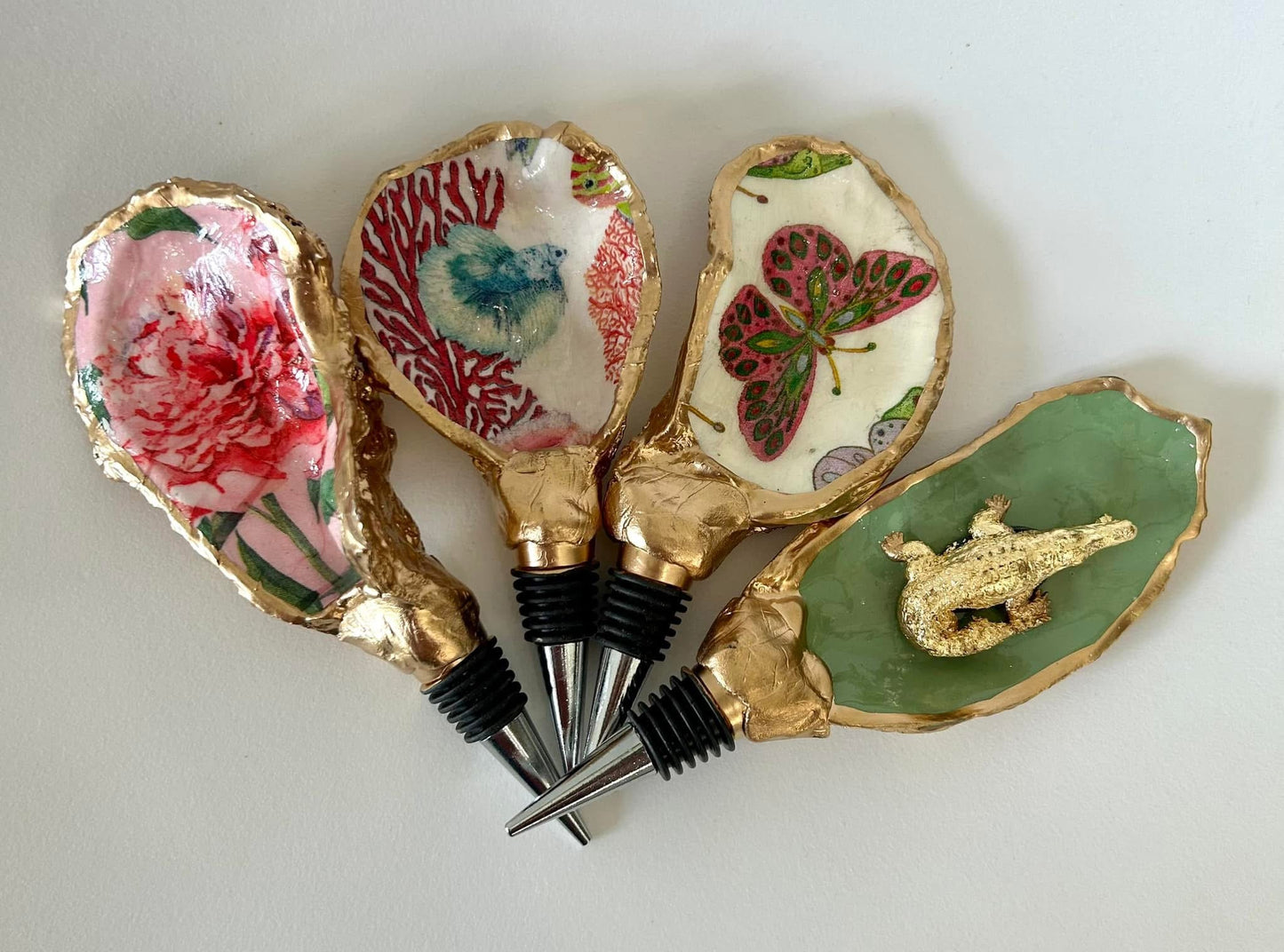 Oyster Intaglio Wine Stopper